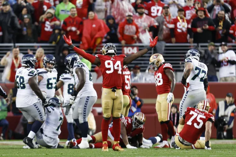 Niners mantienen racha