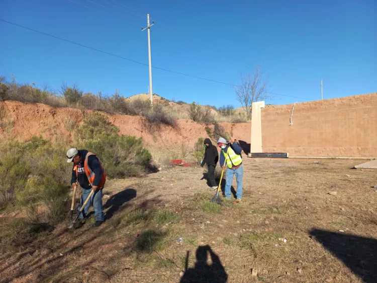 Realizan detenidos trabajo comunitario en El Represo