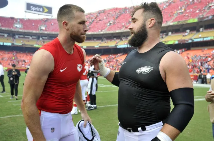 Los Kelce se ven las caras