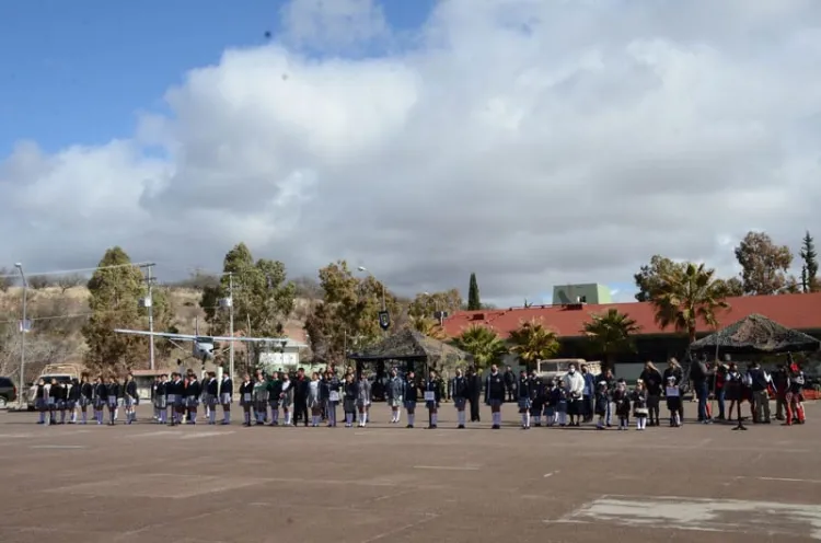 Destacan demostración de escoltas en la 45 Zona Militar