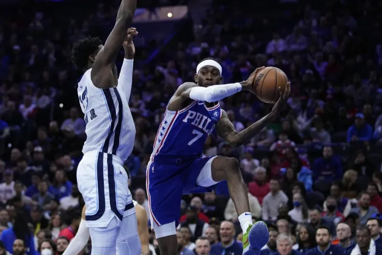 Pasan Sixers sobre Grizzlies