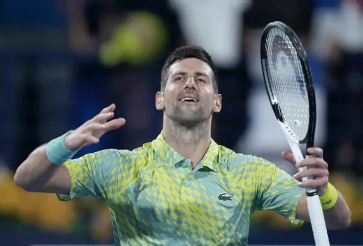 Djokovic alarga invicto