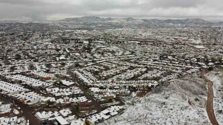 Nevada intensa en Nogales