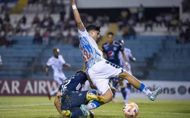 Pachuca sale con empate