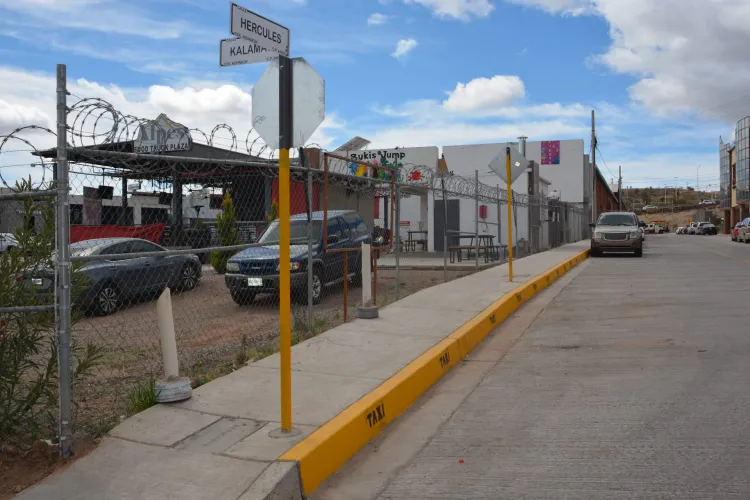 Permiso de estacionamiento para taxis en El Greco data de 2006