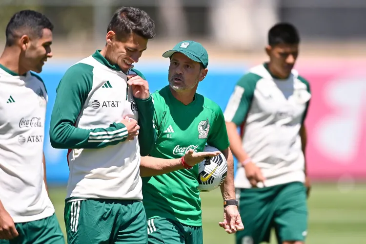 Inicia el Tri la era Cocca