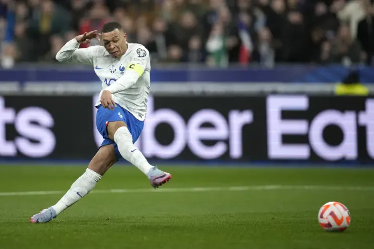 Doblete de Mbappé