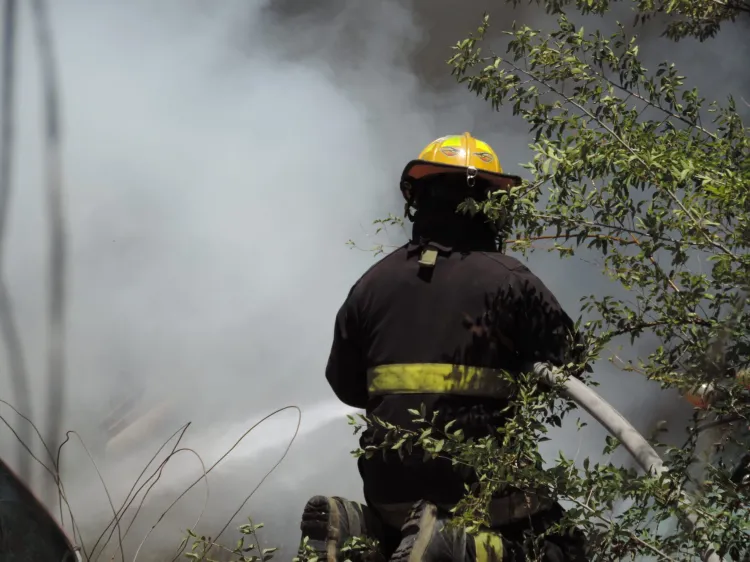 Arde taller en Los Virreyes