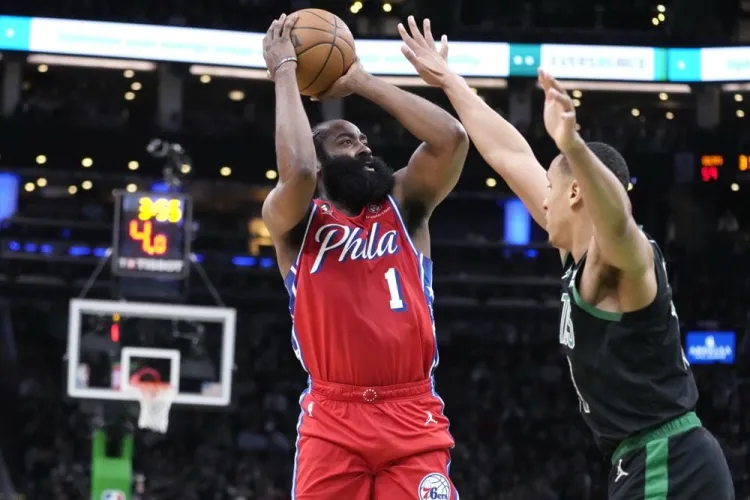 Sixers pegan primero