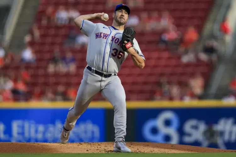 Primer triunfo de Verlander