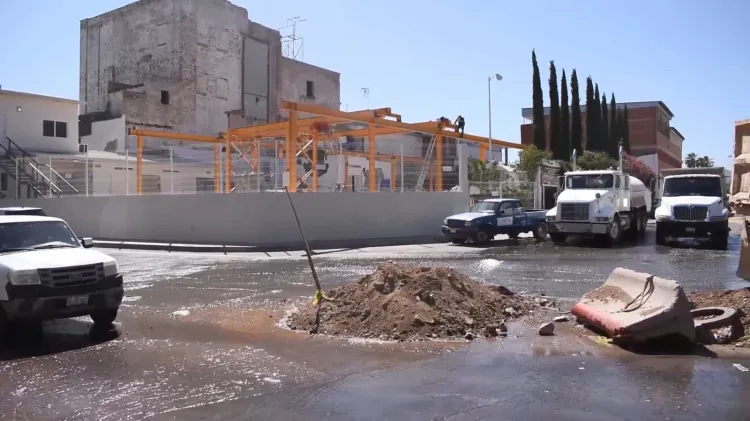 Desfogarán aguas negras en colector “Estadio”