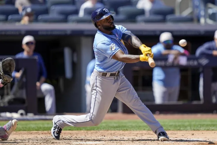 Rays doblegan a los Yanquis