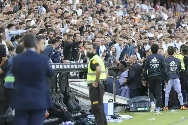 Valencia critica sanción