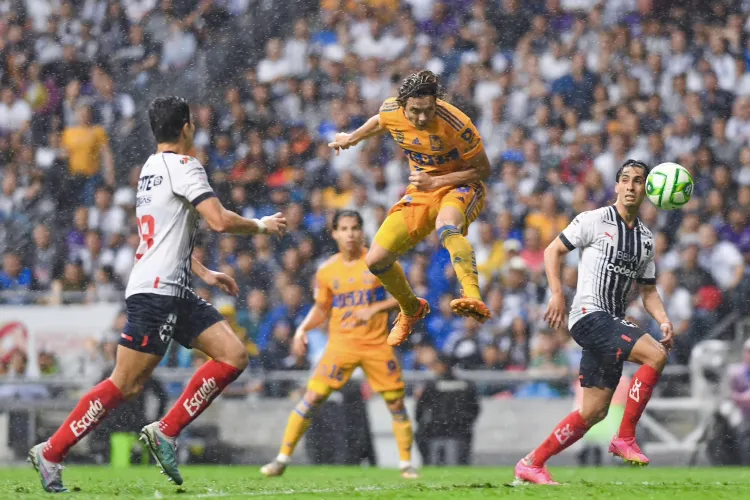 Tigres y Chivas se miden en la ida