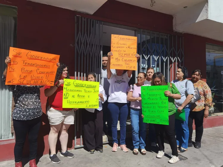 Exigen destitución de directora estatal del ISEA