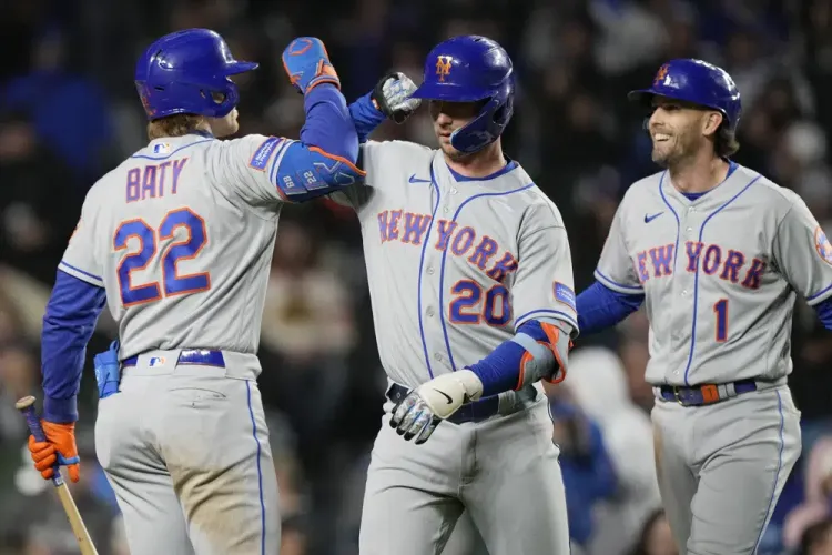 Mets ganan con paliza