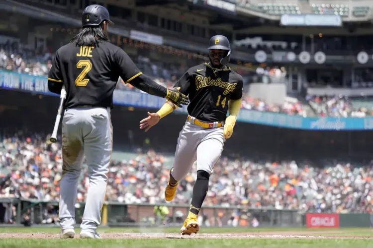 Piratas vence a los Gigantes