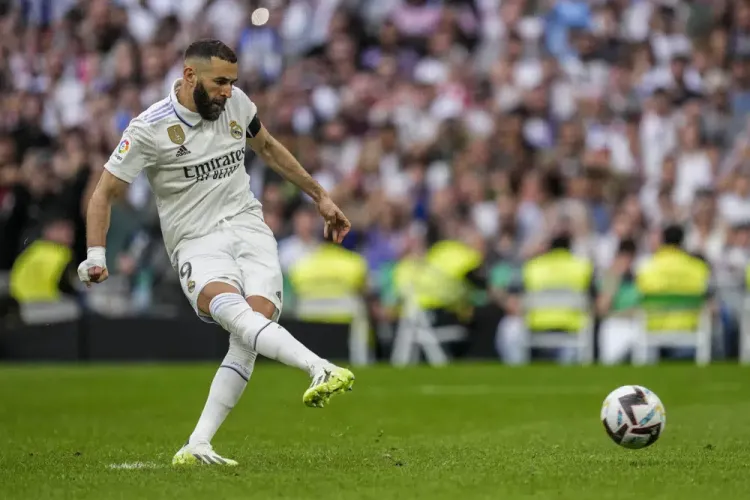 Benzema se despide con gol