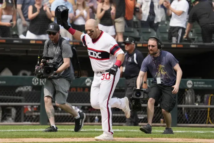 Grand slam de Burger da gane a Medias Blancas