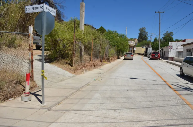 Finaliza pavimentación en calle Revolución y abren a flujo vehicular