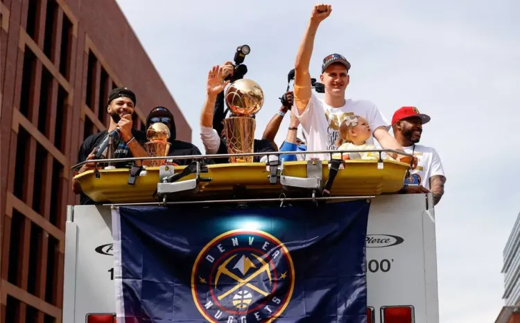 Nuggets celebran con sus fans