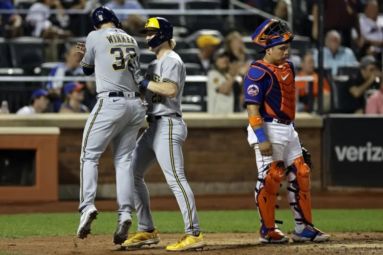 Cerveceros gana duelo a los Mets