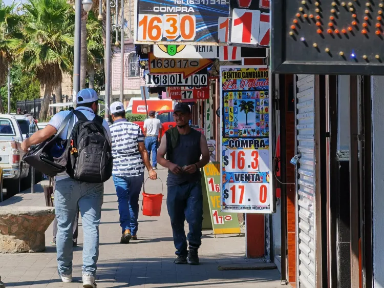 Dólar registra su precio más bajo desde el 2015