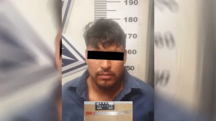 Manejaba alcoholizado y armado con machete