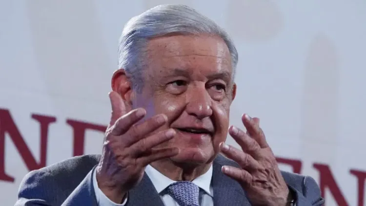 Fortaleza del peso frente al dólar no pasaba en décadas: AMLO