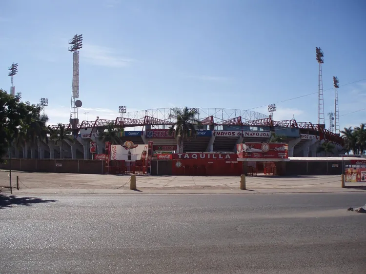 Proyectan remodelación de estadio “Ciclón” Echeverría