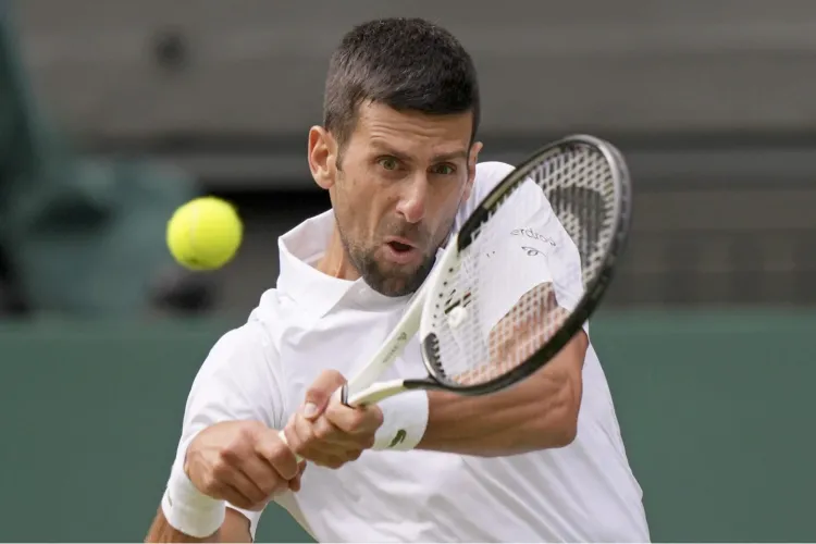 Djokovic muestra el colmillo