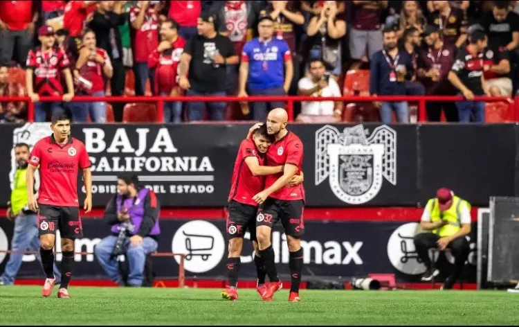 Xolos alarga penar de Cruz Azul