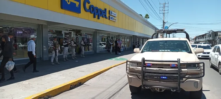 Comando armado causa pánico en Coppel