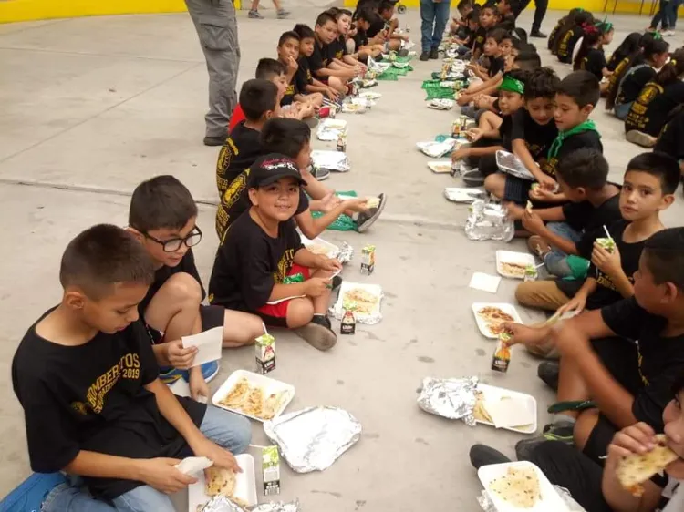 Van 156 pequeños al campamento de Bomberitos Exploradores