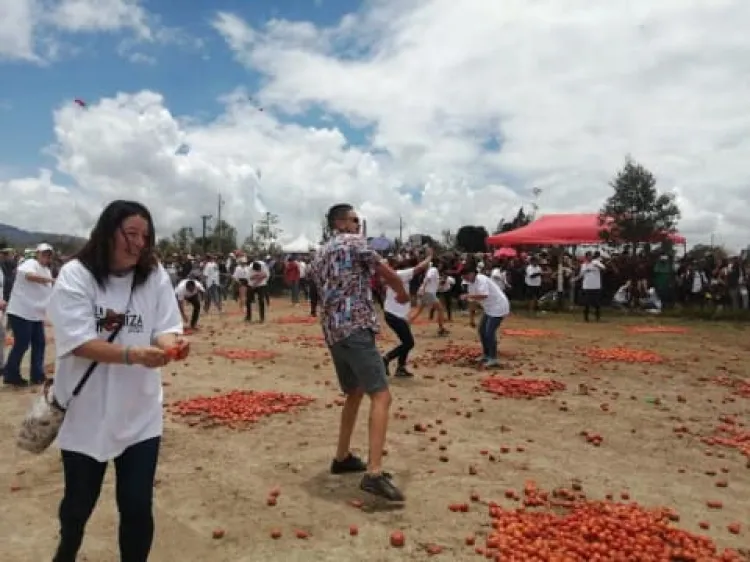 Guerra de jitomes en Hidalgo