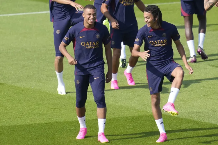 Novela de Mbappé sigue su curso