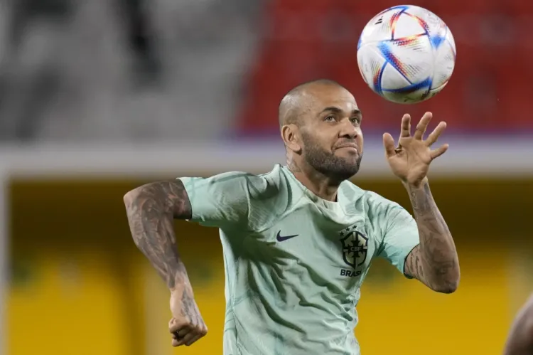 Procesarán a Dani Alves