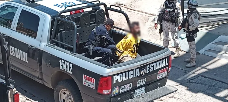 Vinculan a hombre por “halconeo” en Nogales