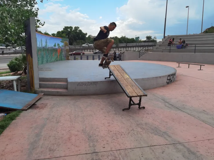 Realizan competencia “Tiro Skate” en Nogales