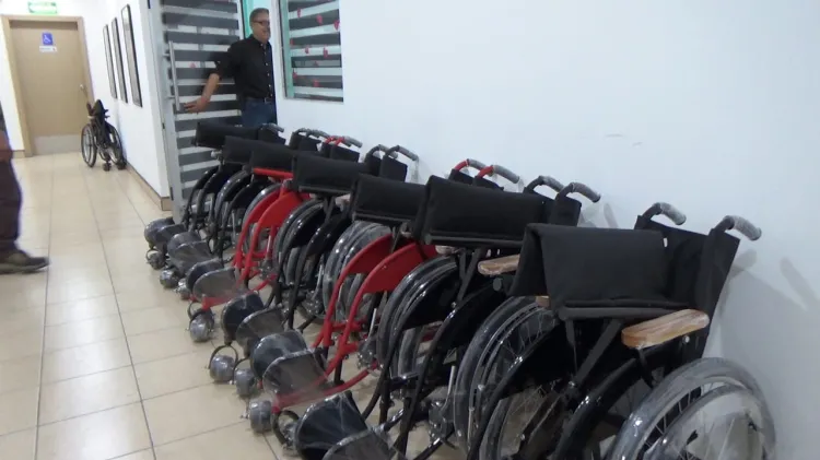 Entrega Arsobo sillas de ruedas a Tribu Pascua Yaqui