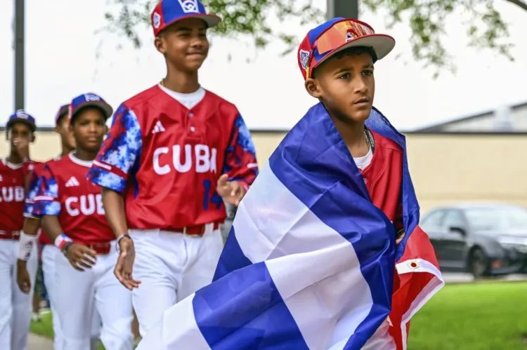 Debuta Cuba en la SMPL