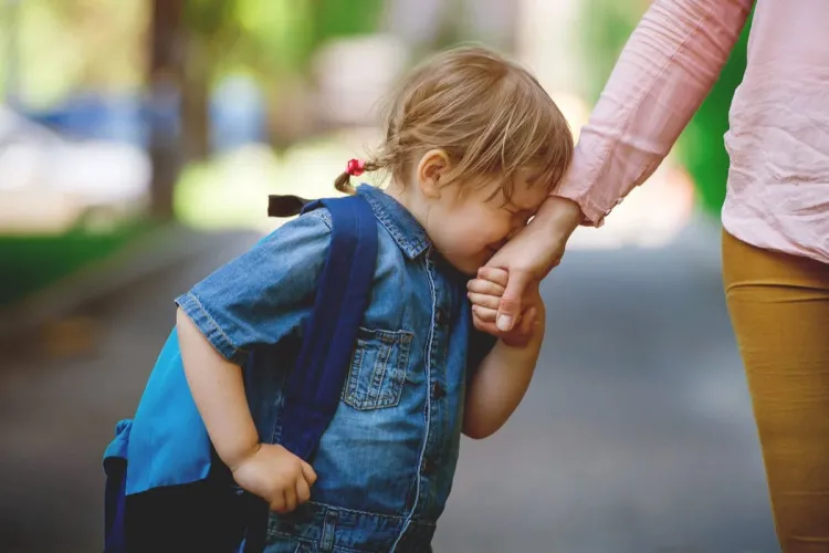 ¿Qué hacer si tu hijo llora cuando lo dejas en la escuela?