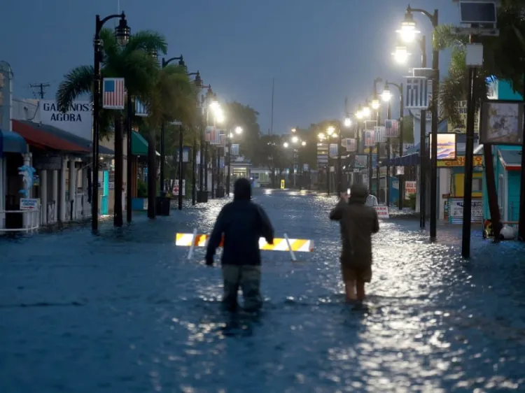 “Idalia” impacta Florida como huracán categoría 3