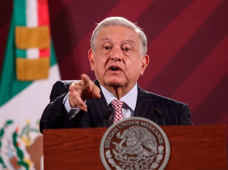 AMLO revela carta a padres por caso Ayotzinapa