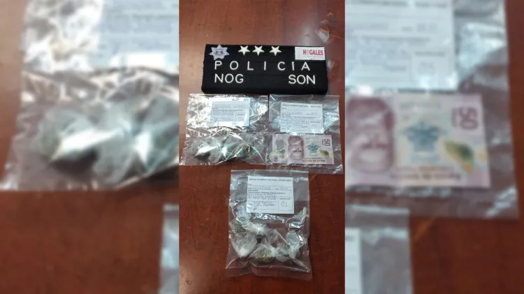 Arrestan a menores por fumar “mota” en la calle