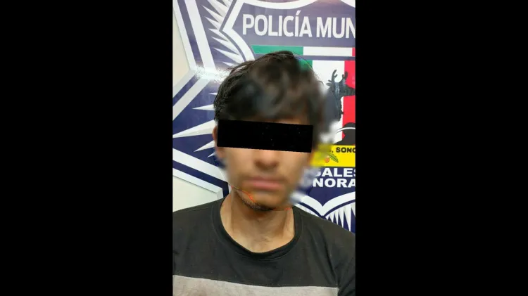 Detenido por drogarse en compañía de una menor