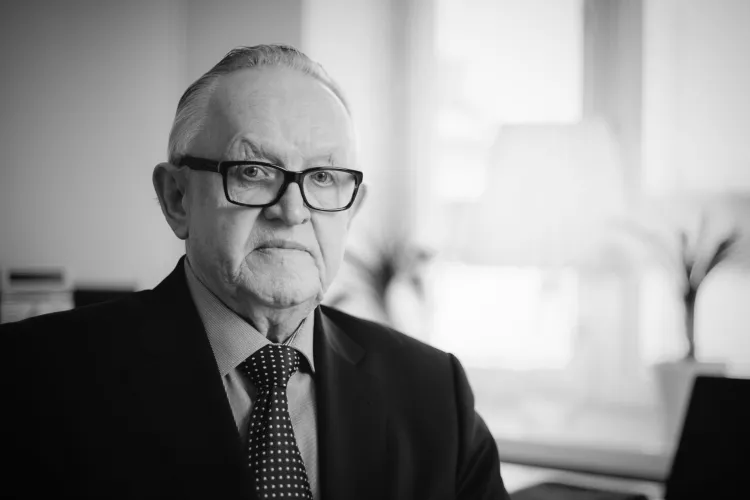 Muere Martti Ahtisaari, ex presidente de Finlandia y Nobel de la Paz, a los 86 años