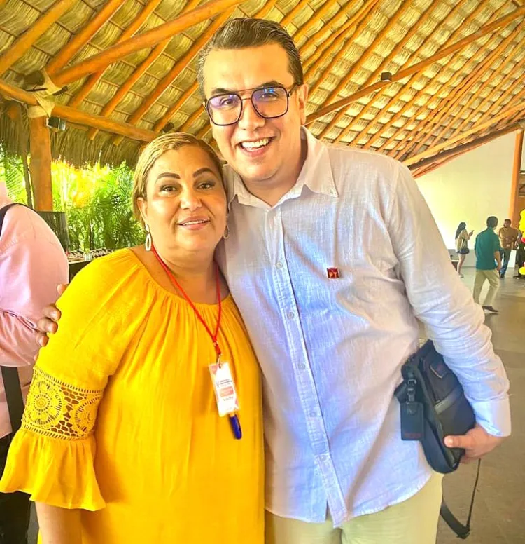 Buscará Leticia Calderón candidatura para diputada federal