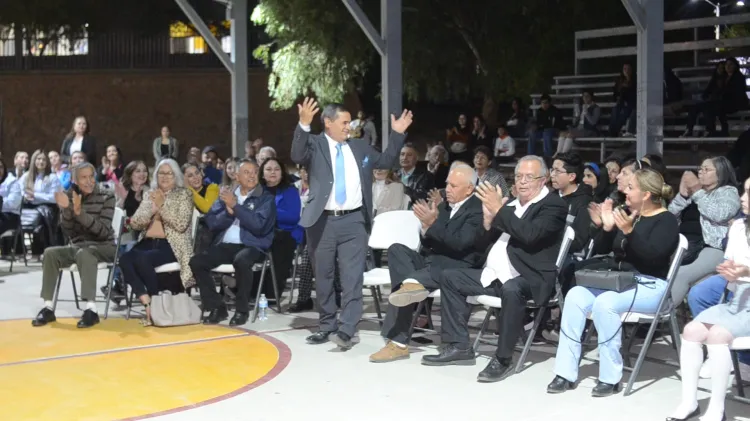 Reconocen a fundadores de Secundaria General 3 en 30 aniversario