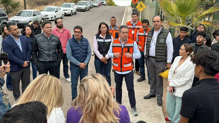 Supervisan obra de acceso a la UTN